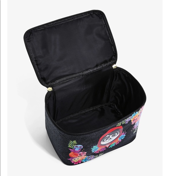 Sold out on another app - Picture 3 of 4